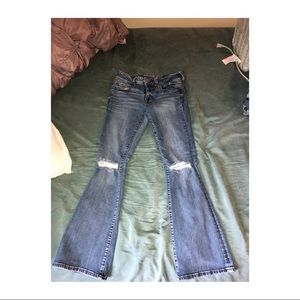 Dark wash american eagle jeans